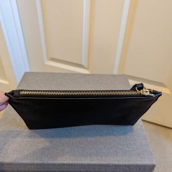 Women's Black Zip Clutch Wristlet - Picture 4 of 5